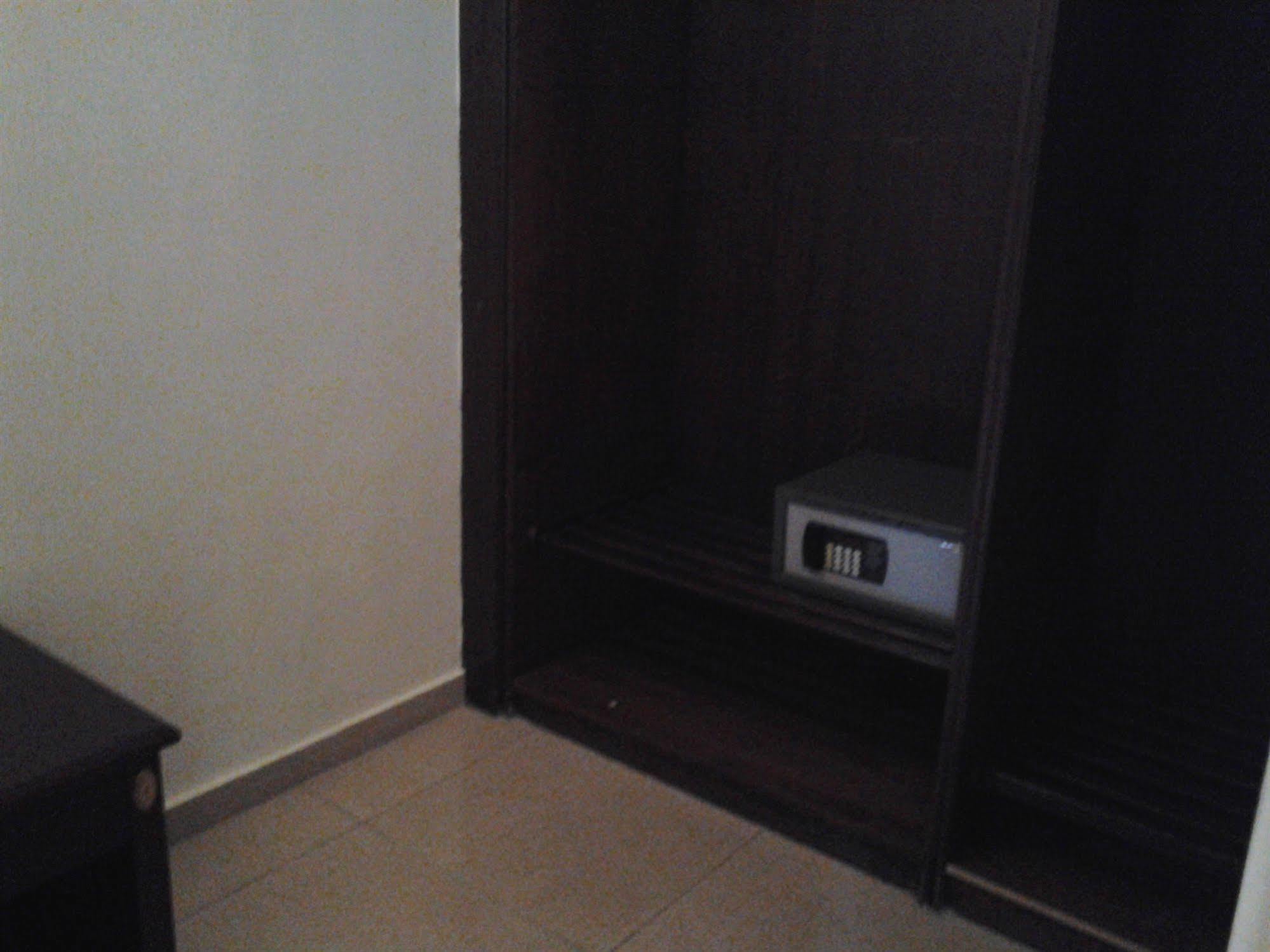 Hotel Georgia Accra Esterno foto