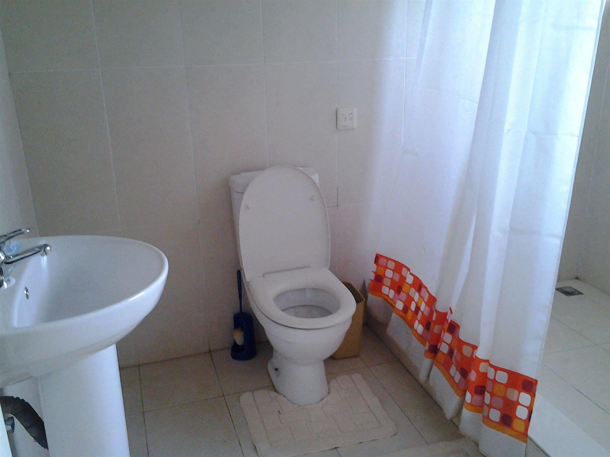 Hotel Georgia Accra Esterno foto