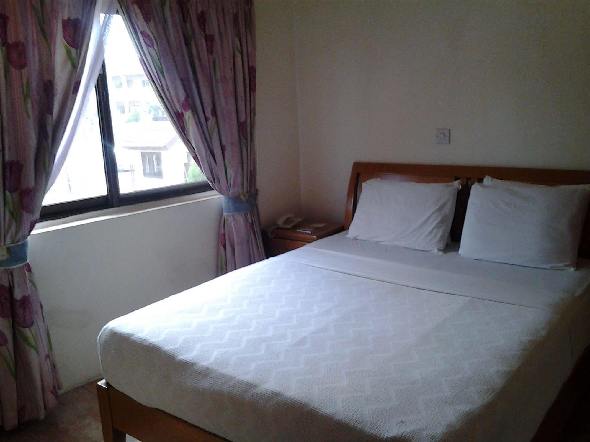 Hotel Georgia Accra Esterno foto