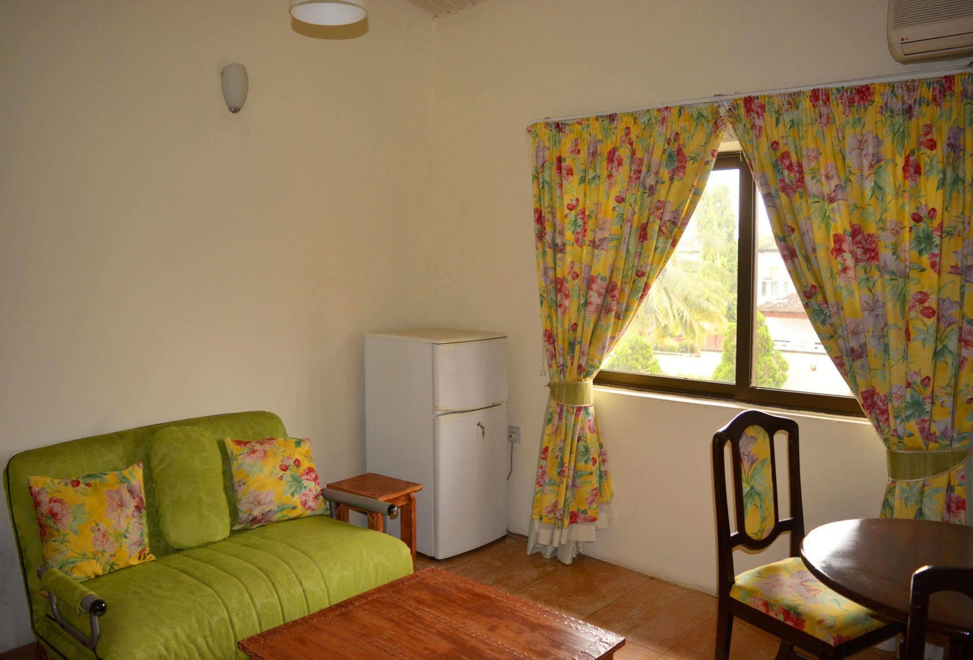 Hotel Georgia Accra Esterno foto